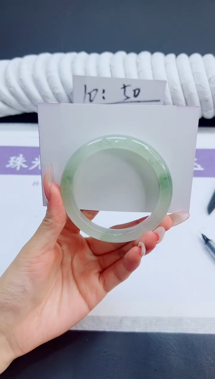 未镶嵌手镯石英质玉150/56.5PH