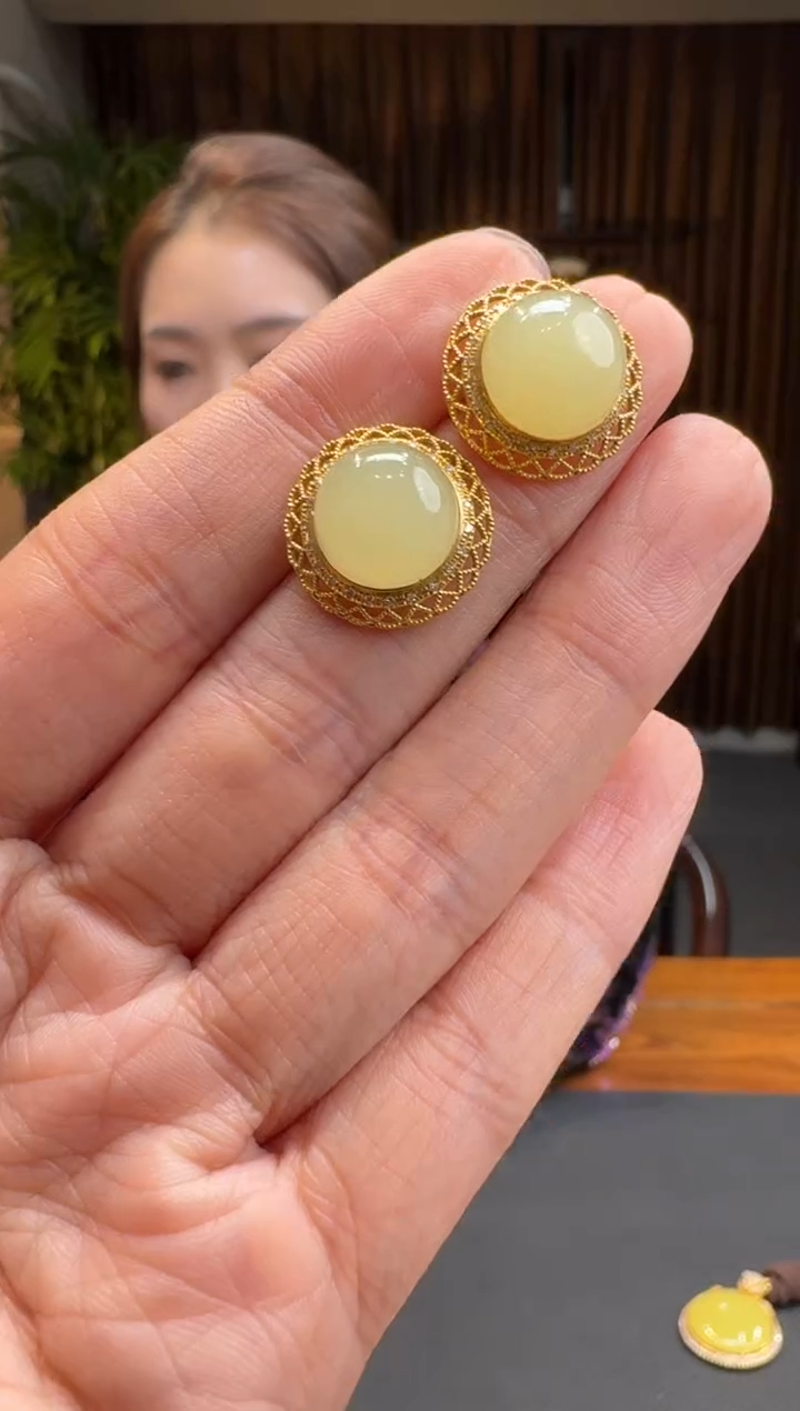 【闪购商品】和田玉6918K金镶嵌2.6冰冰多样性发货