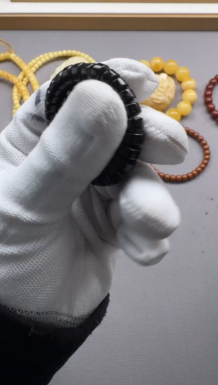【闪购商品】椰蒂吊坠手串手串