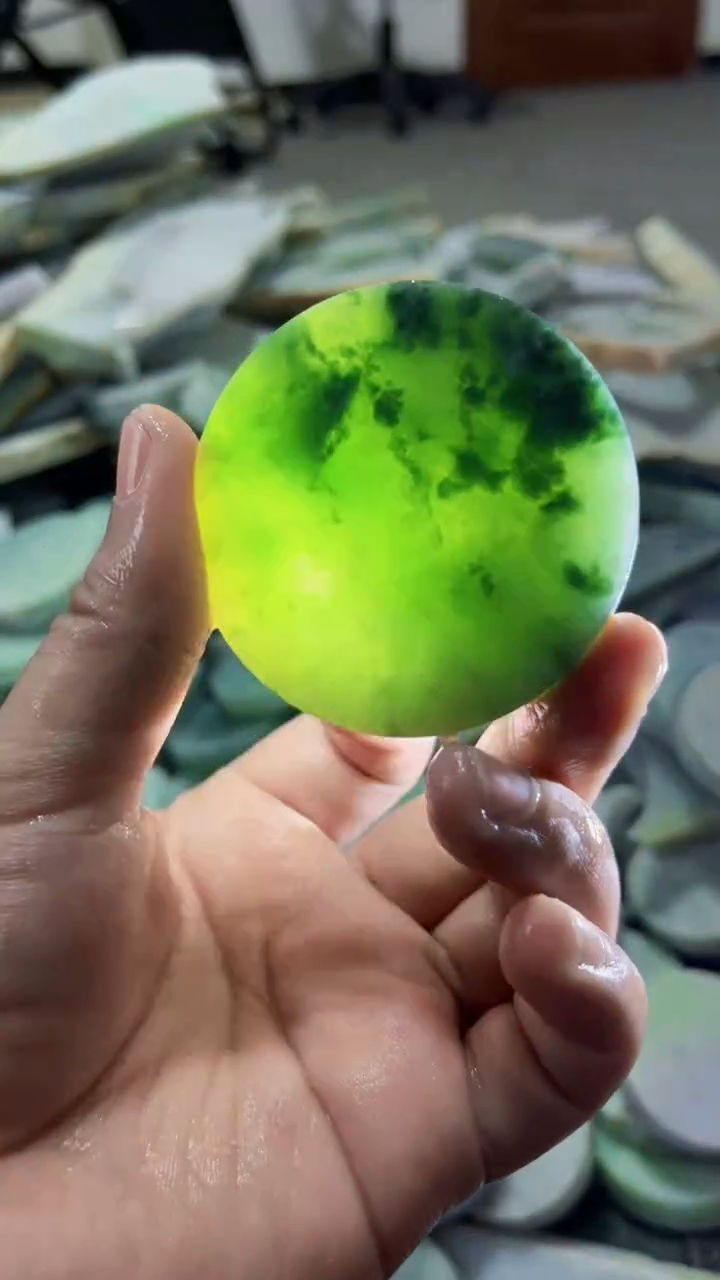 【闪购商品】翡翠挂件未镶嵌A货康壹121