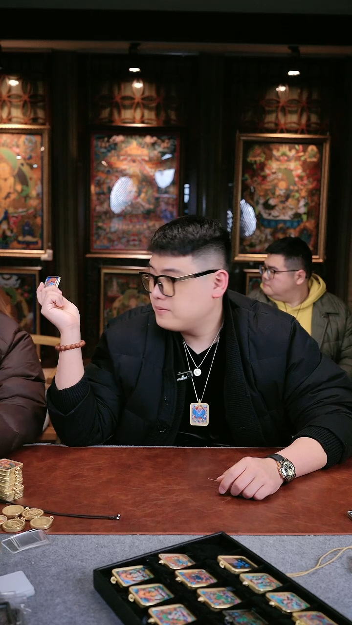 【闪购商品】卷轴画发发发发发发粗k