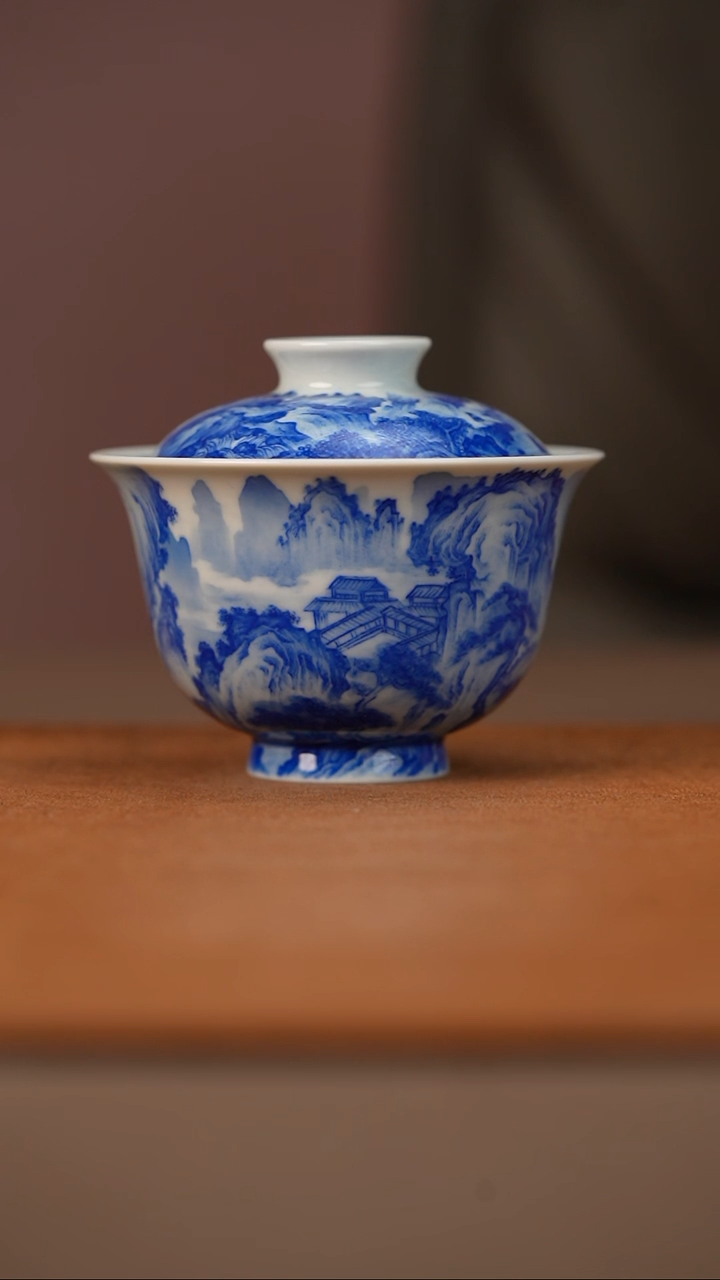 半山晓野溪山行旅图盖碗