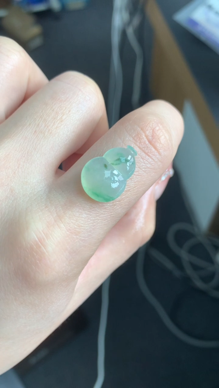 【闪购商品】定制翡翠未镶嵌葫芦