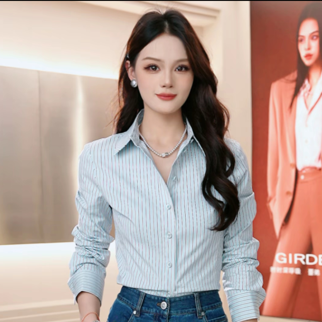 哥弟 显瘦修身型格纹蓝色时尚条纹叠穿女士衬衫长袖130146