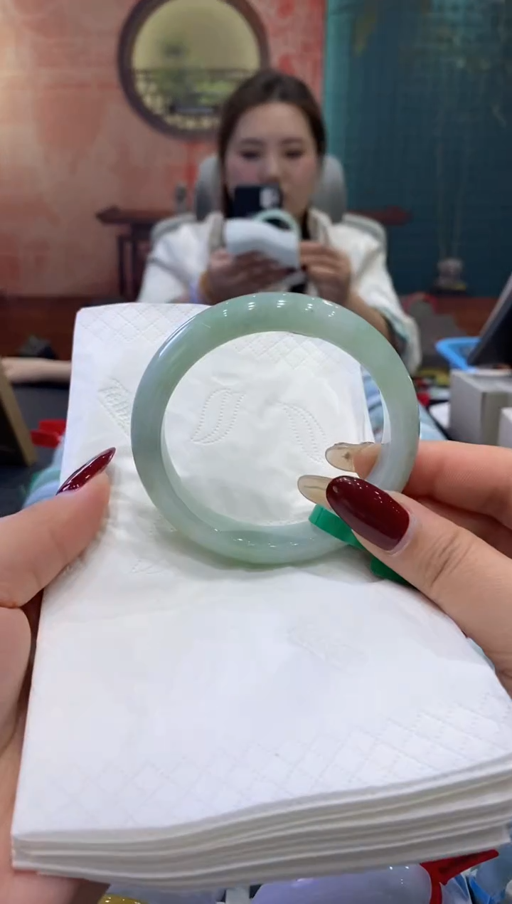 【闪购商品】翡翠手镯未镶嵌多人00012983