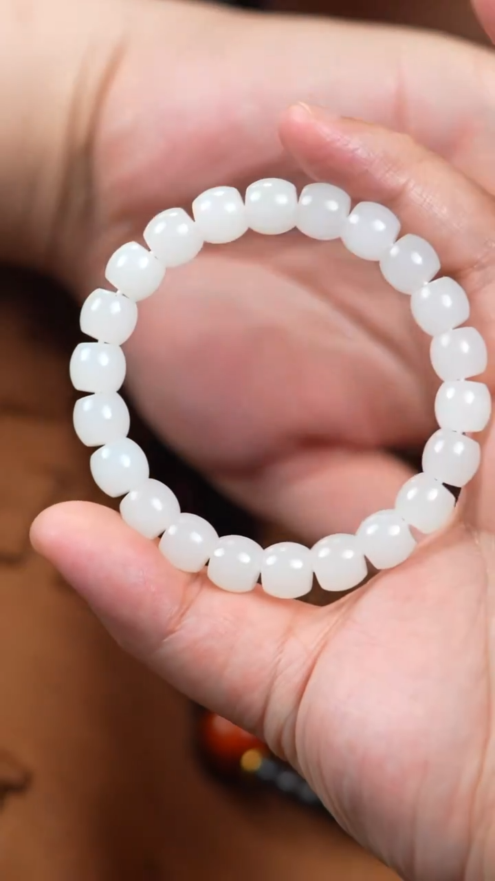 手链未镶嵌和田玉10mm于田