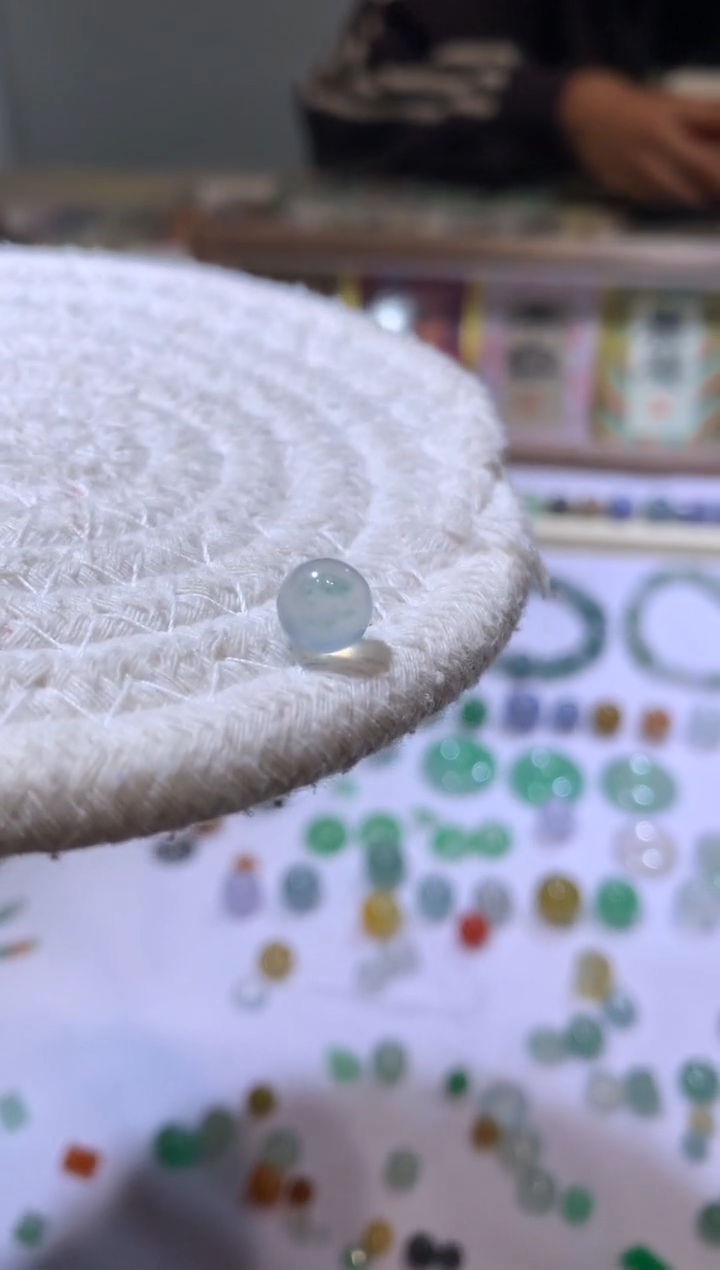 【闪购商品】定制翡翠未镶嵌7.8*珠子1300+0