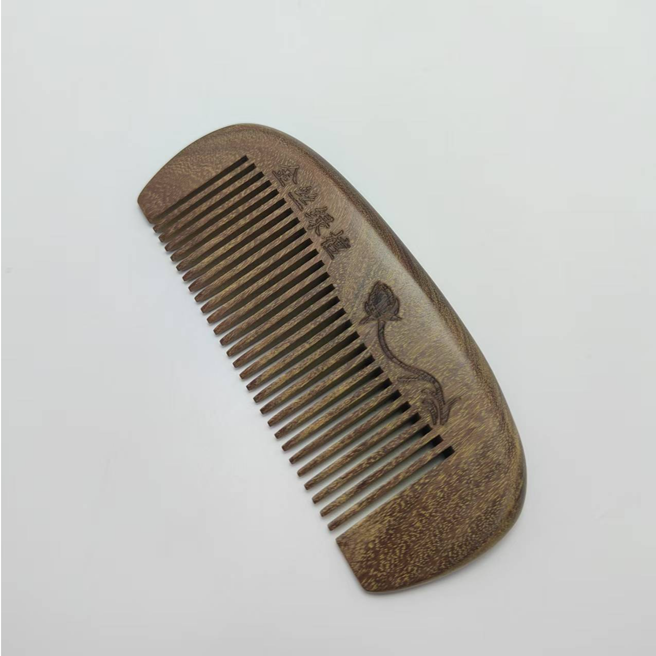 X61 直角绿檀木梳子 多样性发货其一 气质 | 时尚 | 珠宝 素款