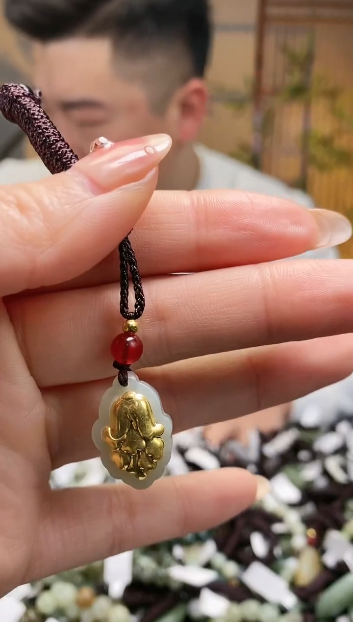 【闪购商品】和田玉颈饰未镶嵌多样性发货，拍一发一