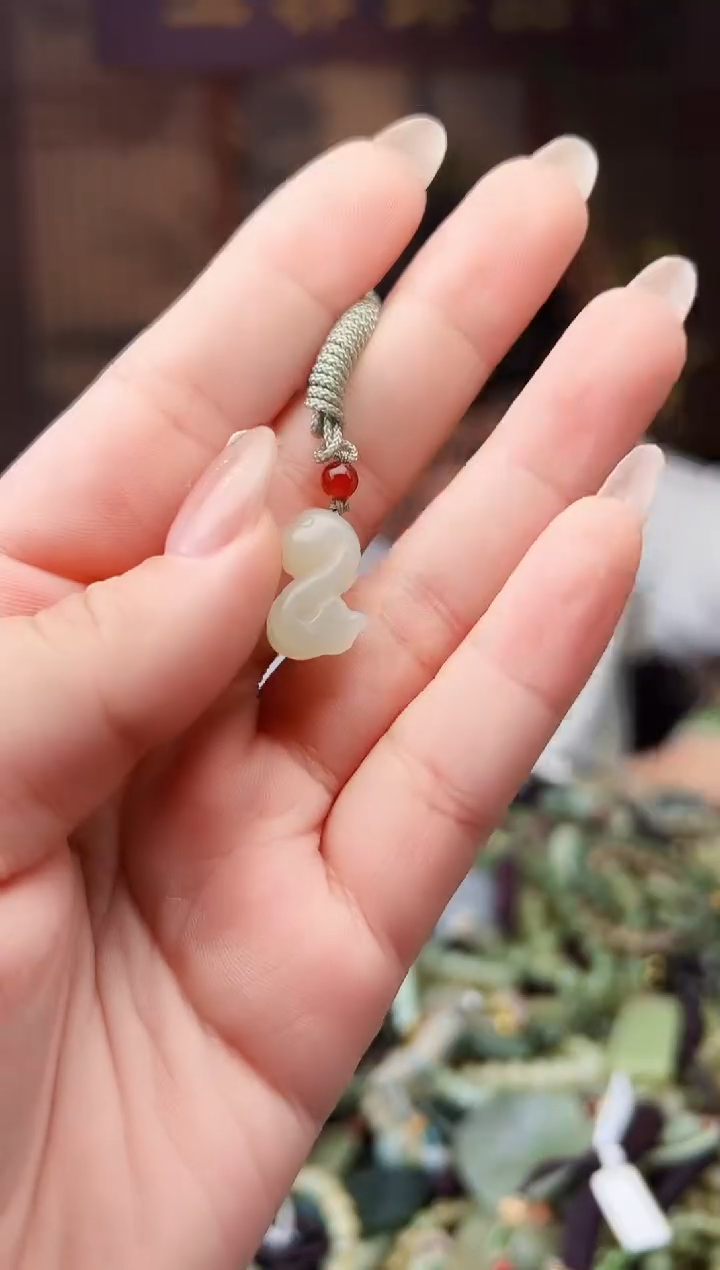 颈饰未镶嵌和田玉多样性发货拍一发一