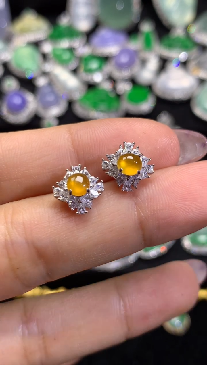 颈饰银S925镶嵌翡翠翡翠耳钉（福利好价）