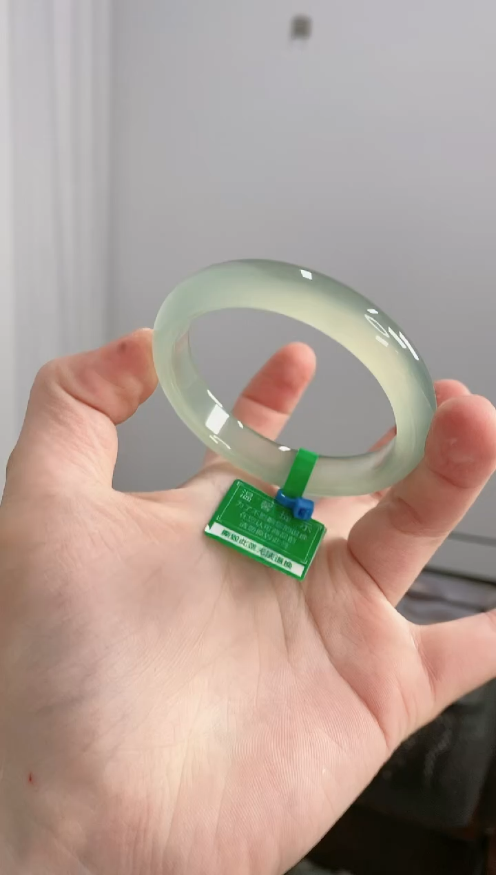 【闪购商品】玛瑙/玉髓手镯未镶嵌52圈