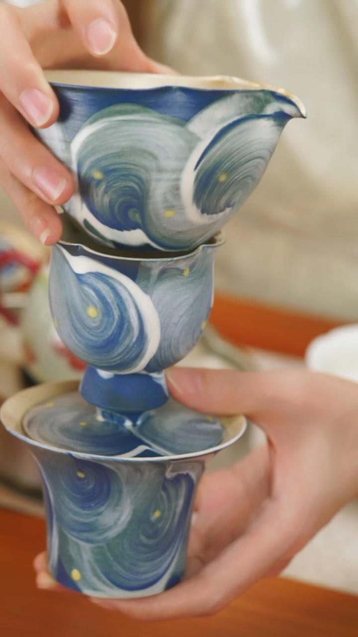 【闪购商品】蓝色入海一套，盖碗杯子公道杯