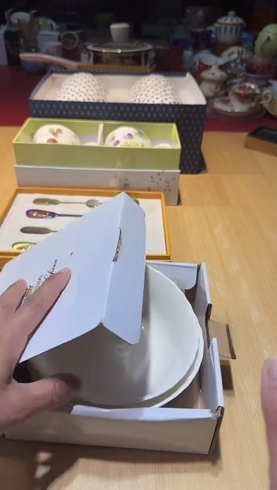 瓷片生活的本意是开心阿@@1