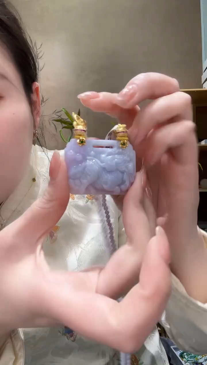 【闪购商品】翡翠颈饰未镶嵌吊坠