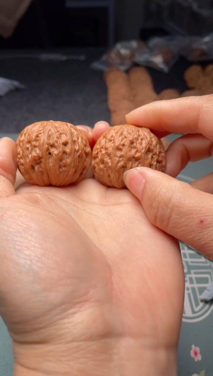 把件文玩核桃w63  铁锤39尺