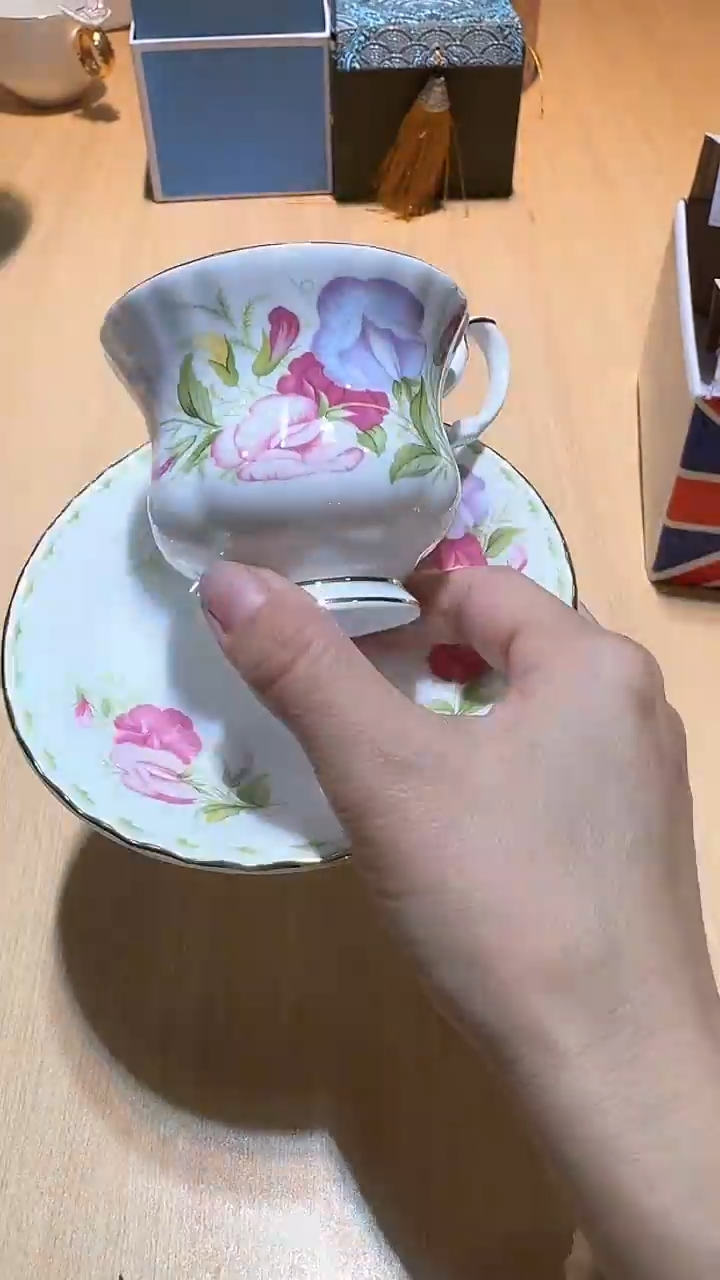 【闪购商品】瓷片锅碗瓢盆一件不剩