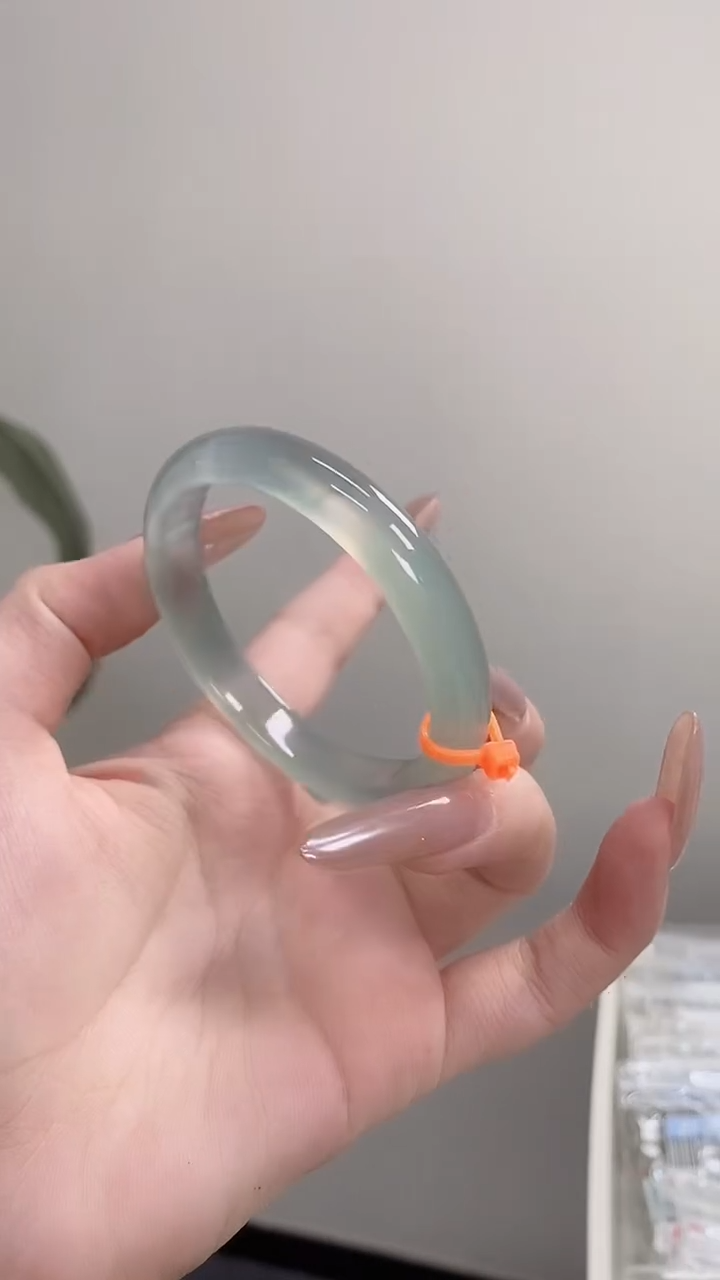 手镯玛瑙/玉髓未镶嵌54正圈