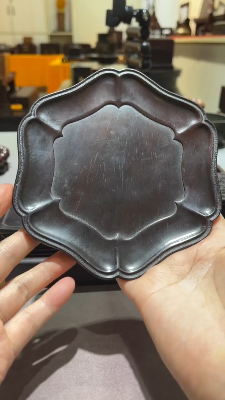 红酸枝木类精品木雕盘精工细作其一