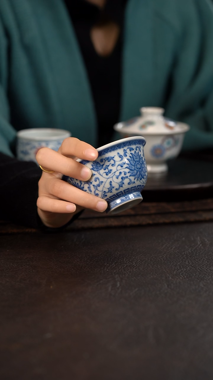 【闪购商品】杯聚澜堂缠枝莲大压手杯