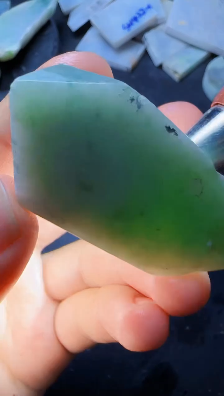 【闪购商品】翡翠挂件未镶嵌156翡翠