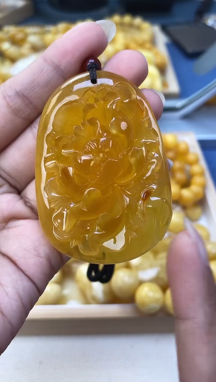 未镶嵌琥珀裸石天然琥珀蜜蜡