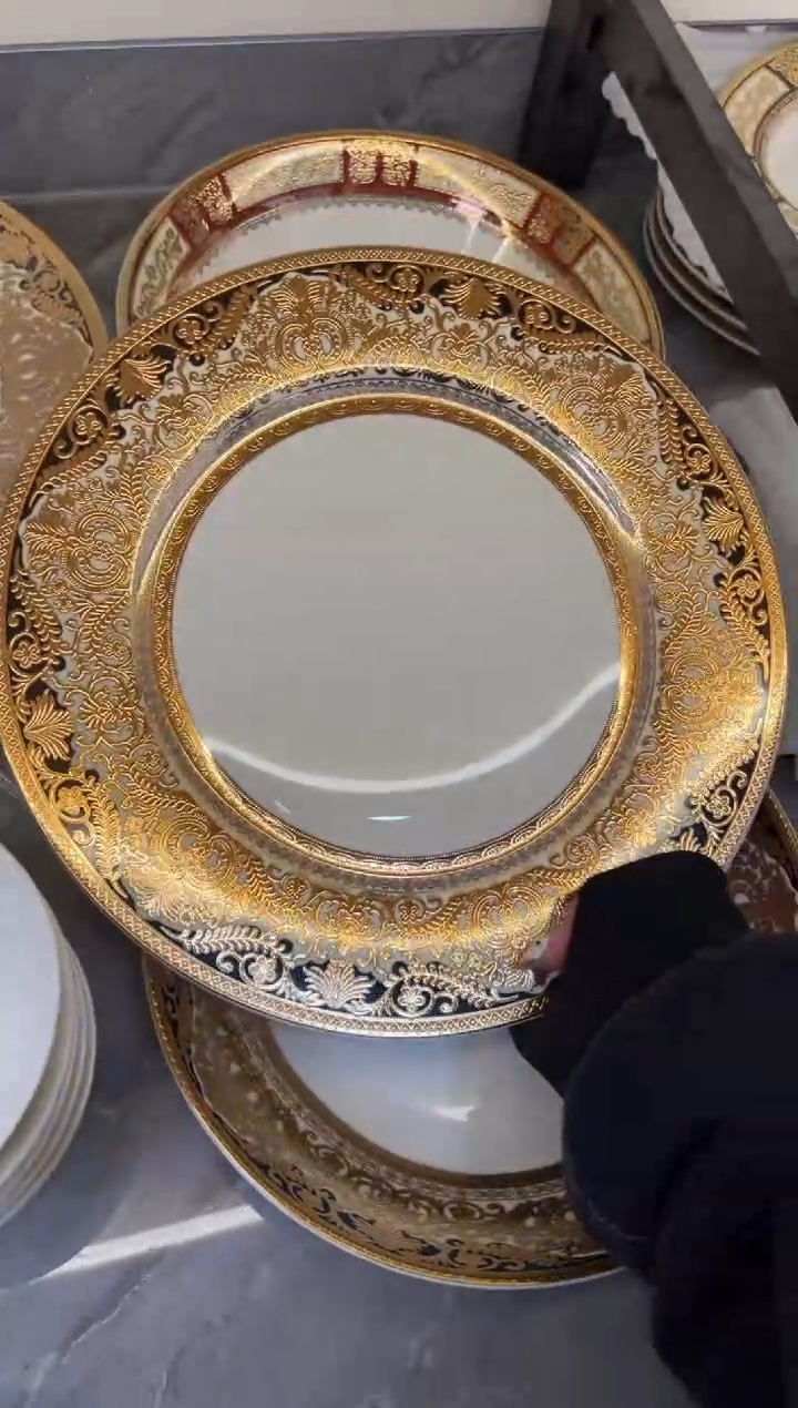 瓷片10.5寸平盘一个一单尾单