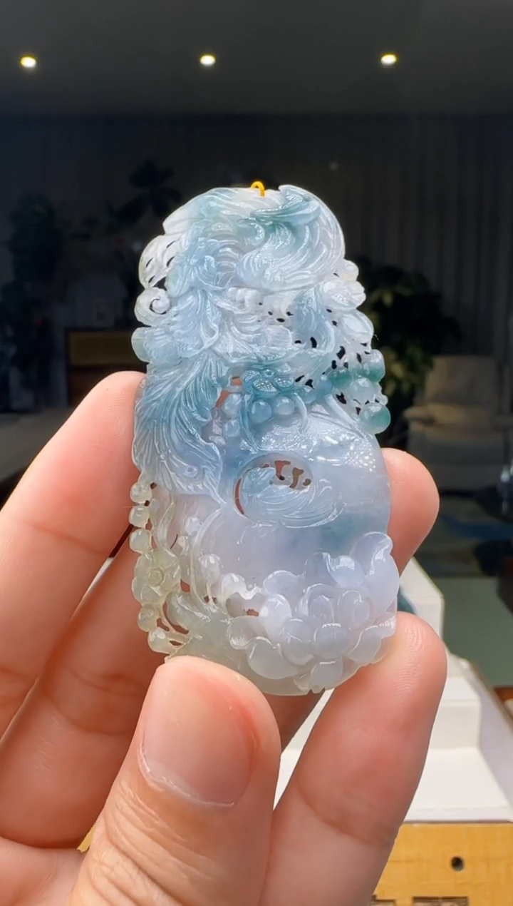 【闪购商品】翡翠吊坠(不含链)未镶嵌XM@@960Q3J15338