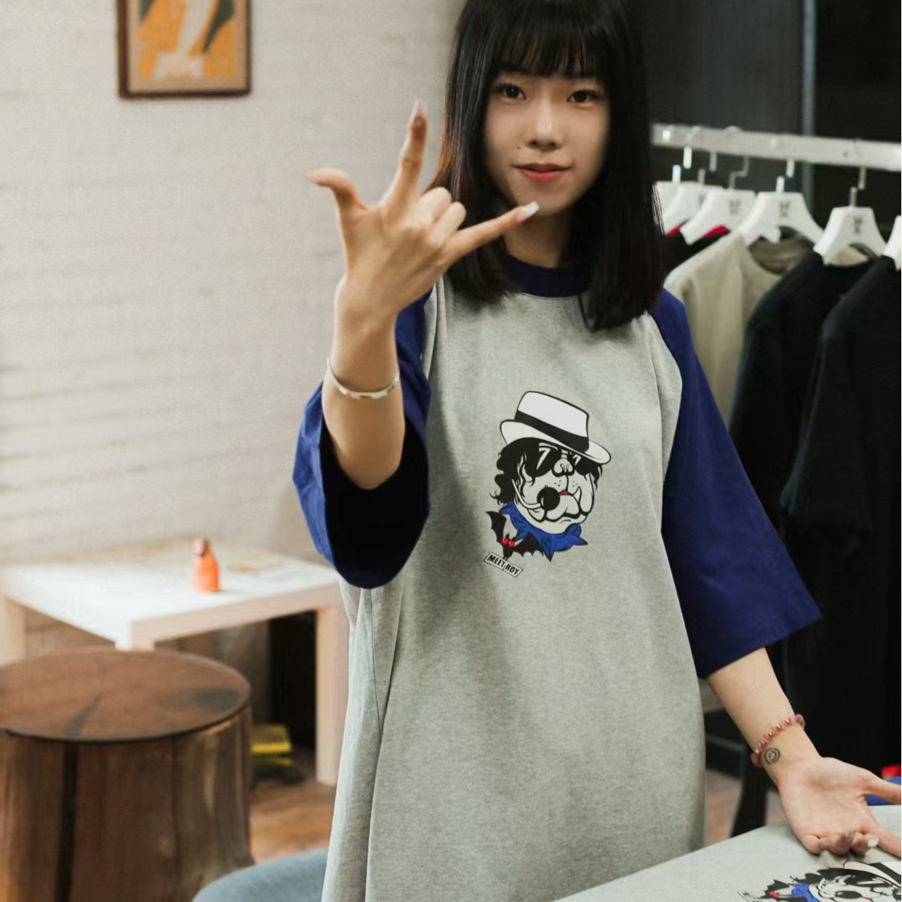 meetroy 纪念杰克逊 蓝灰插肩短tee