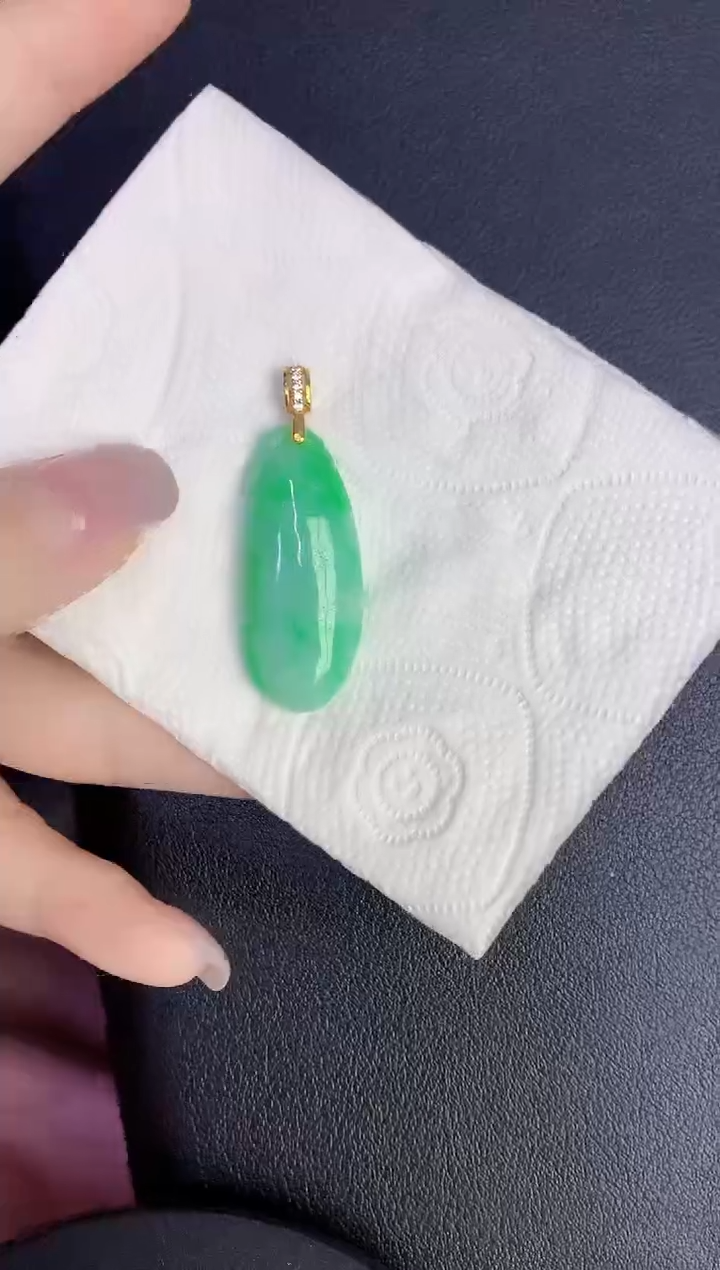 颈饰未镶嵌翡翠缅甸天然翡翠A货