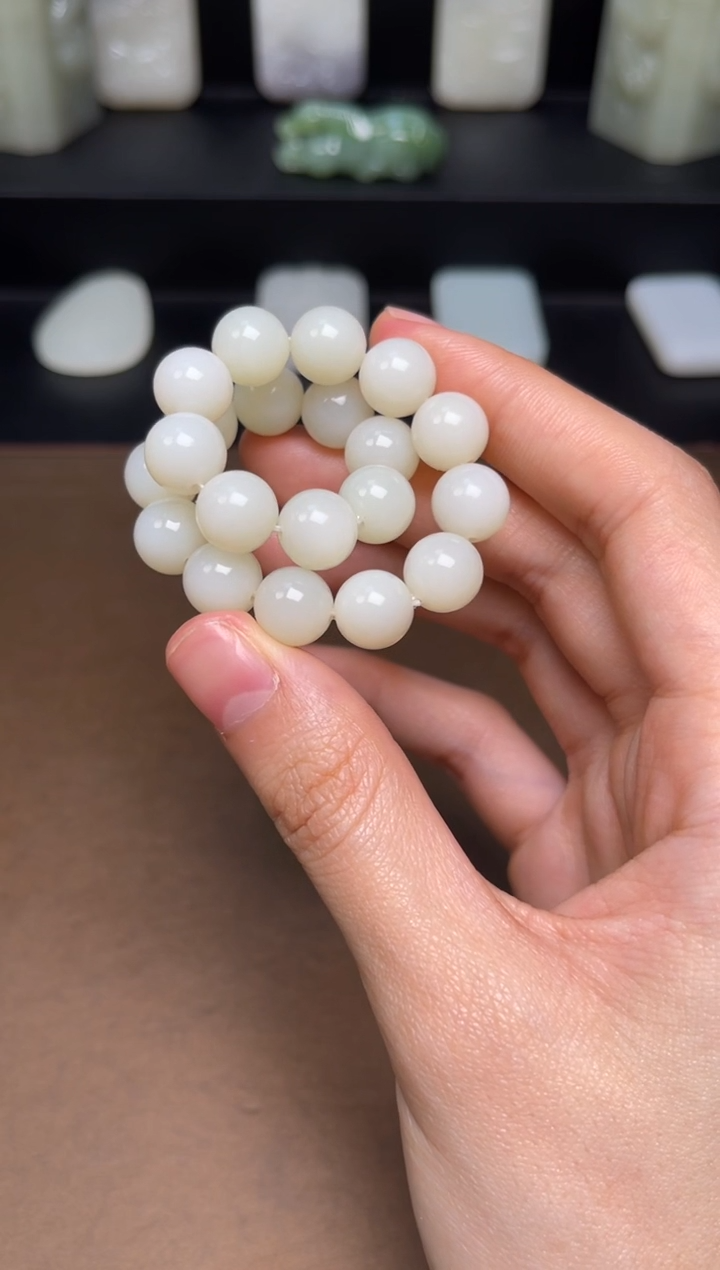 手链未镶嵌和田玉46  带结构