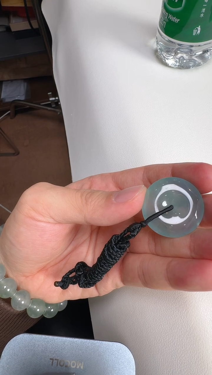 【闪购商品】翡翠颈饰未镶嵌平安扣