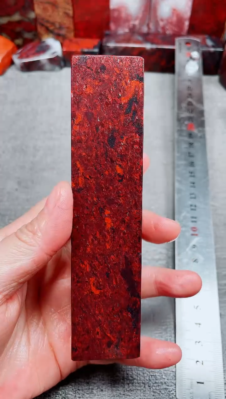 玉桂林鸡血玉素章3.0左右红15