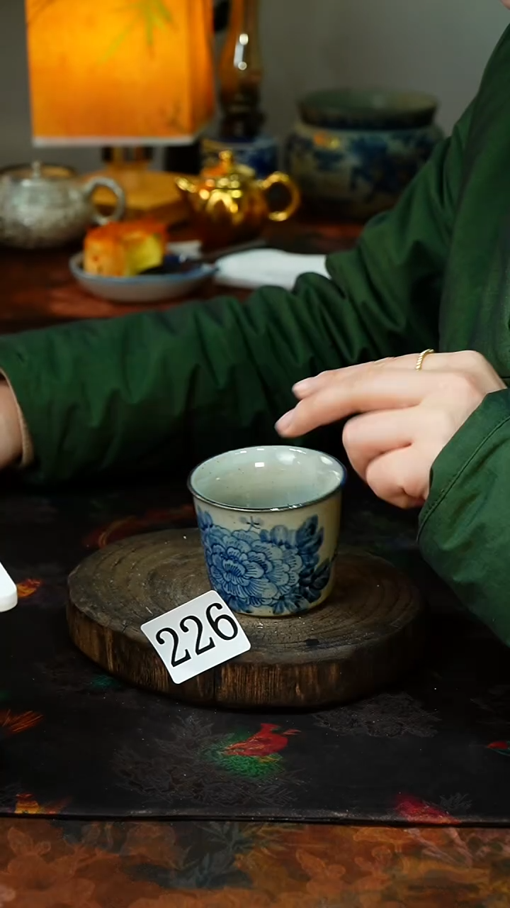 【闪购商品】.............茶碗226微瑕