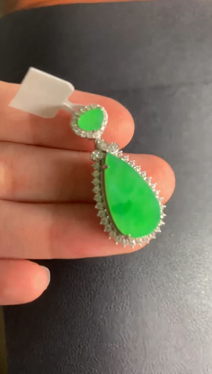 【闪购商品】翡翠颈饰银S925镶嵌翡翠