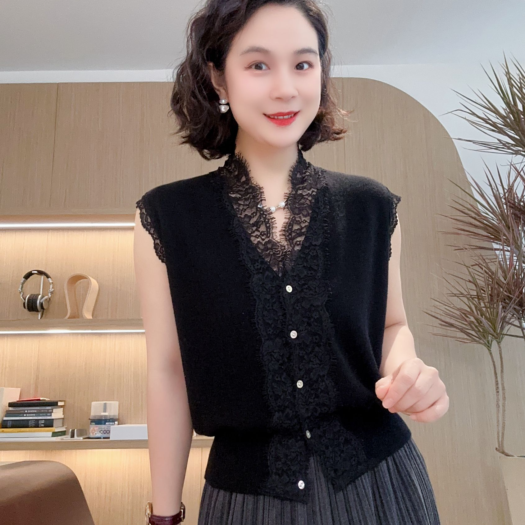 蕾丝压边无袖V领针织开衫#DQ7003