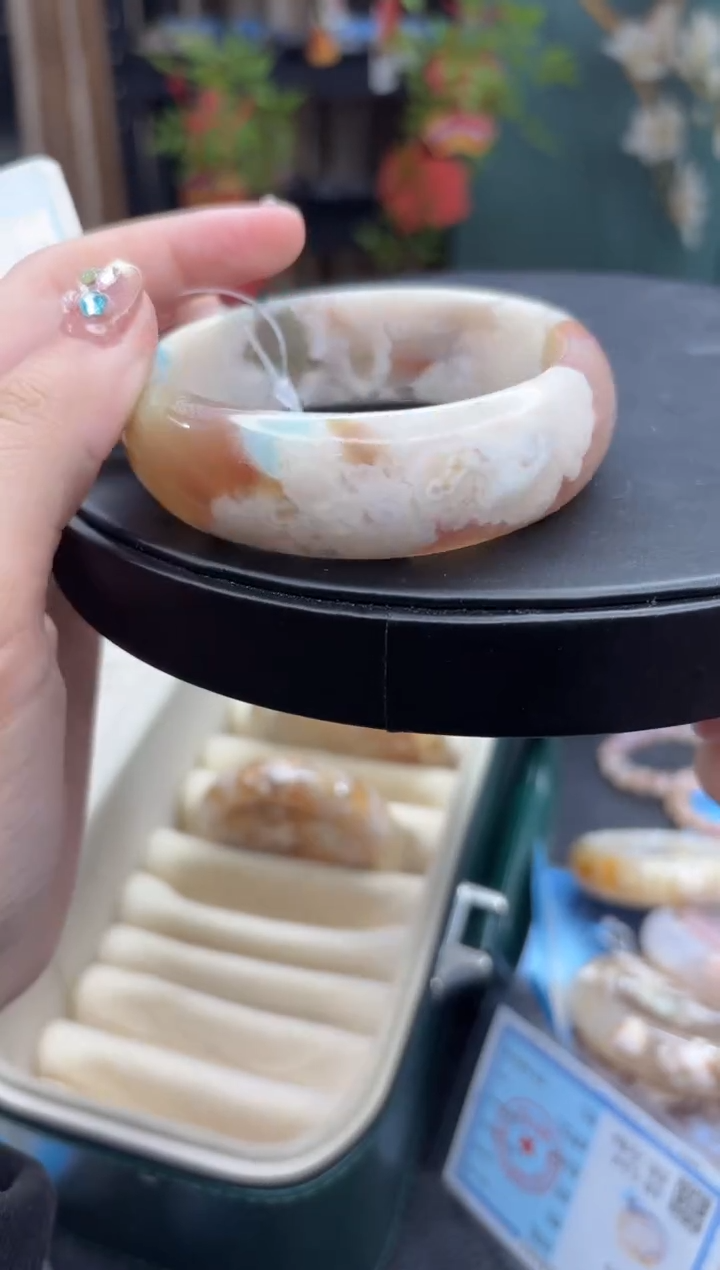 【闪购商品】石英质玉手镯未镶嵌541（60圈）