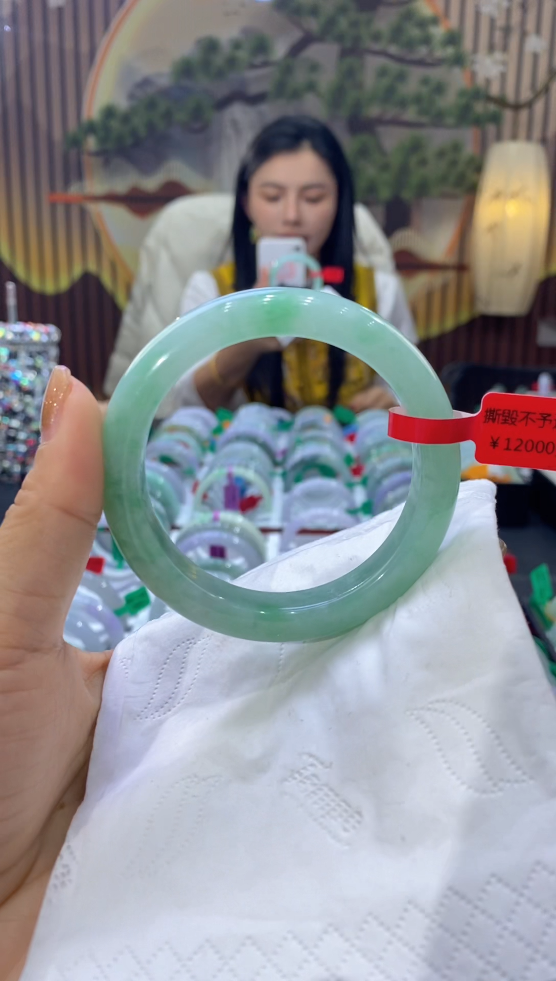 【闪购商品】翡翠手镯未镶嵌多人06358