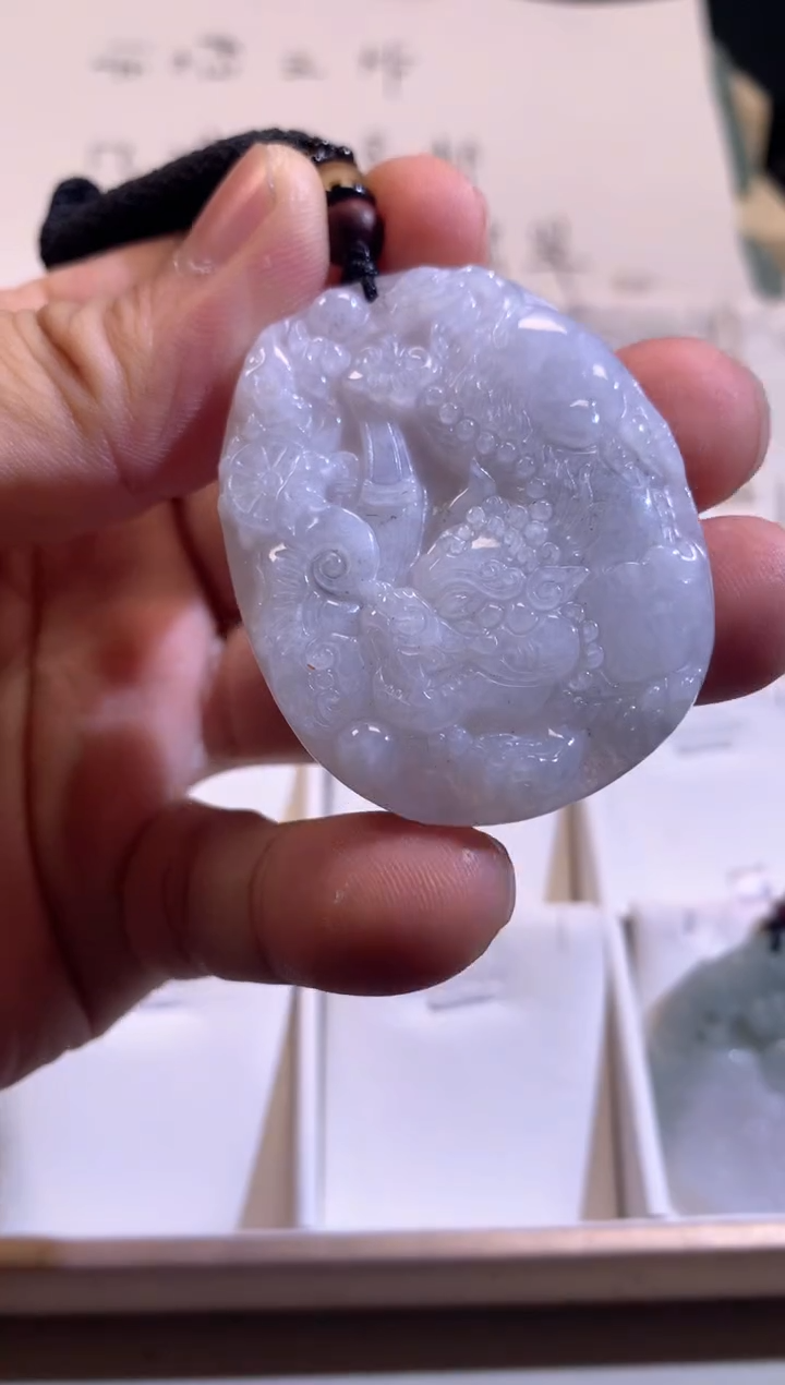 【闪购商品】翡翠颈饰未镶嵌02/15/80