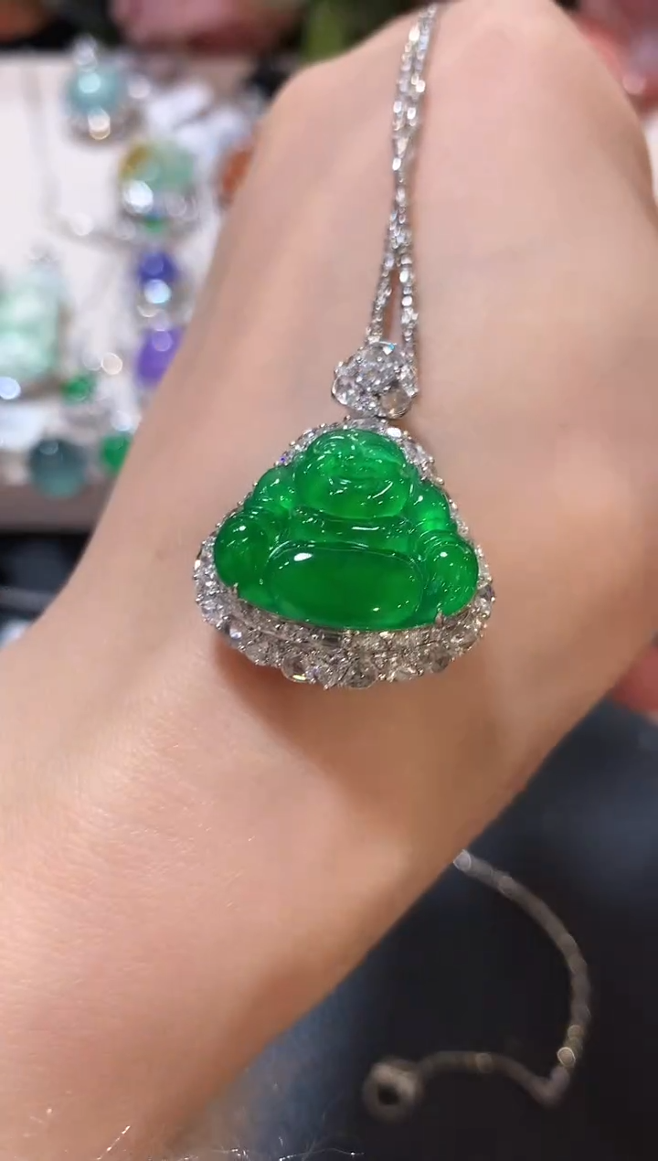 吊坠(不含链)18K金镶嵌翡翠俺****儿m50 