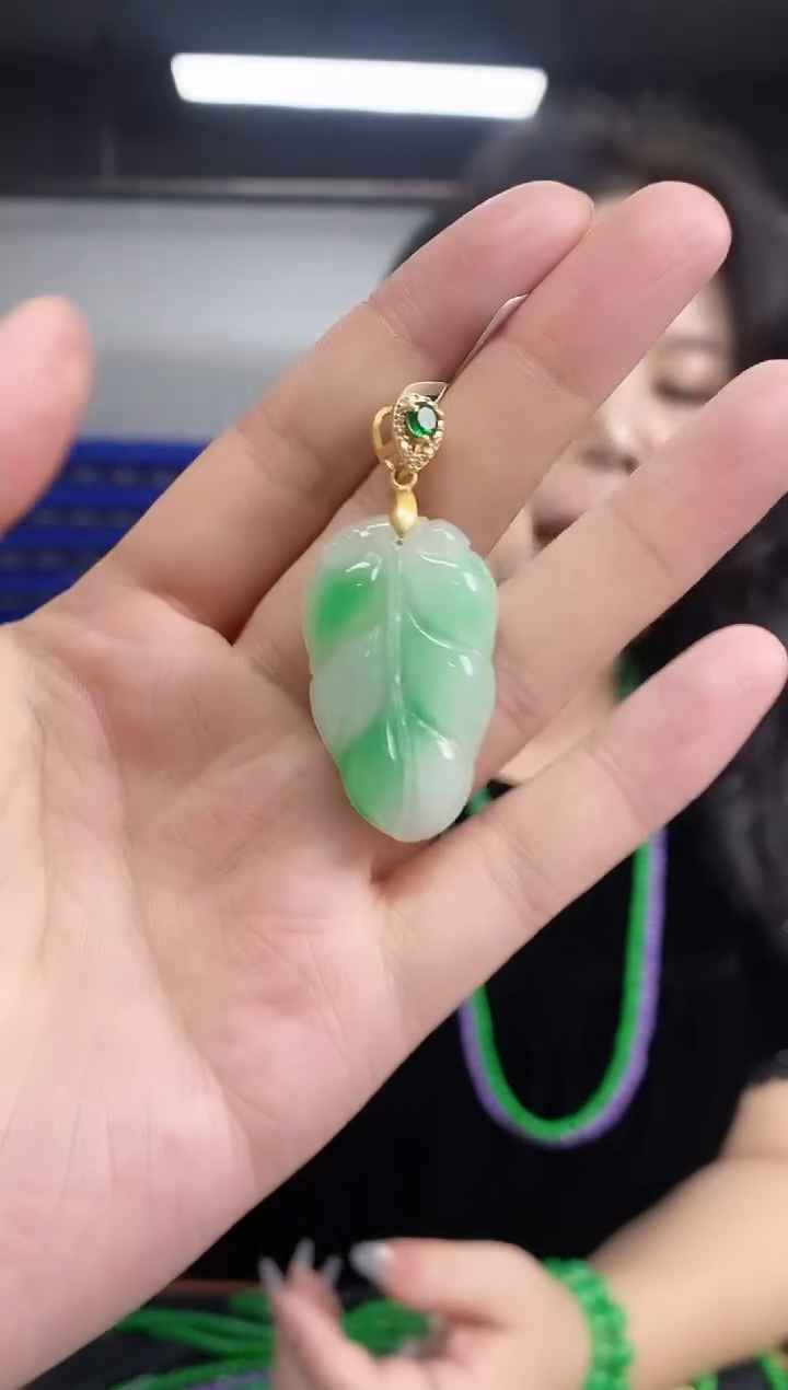 翡翠未镶嵌吊坠(不含链)闪购链接 多样性发其一颜色微差