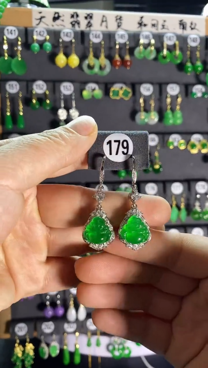【闪购商品】翡翠耳饰银S925镶嵌179...