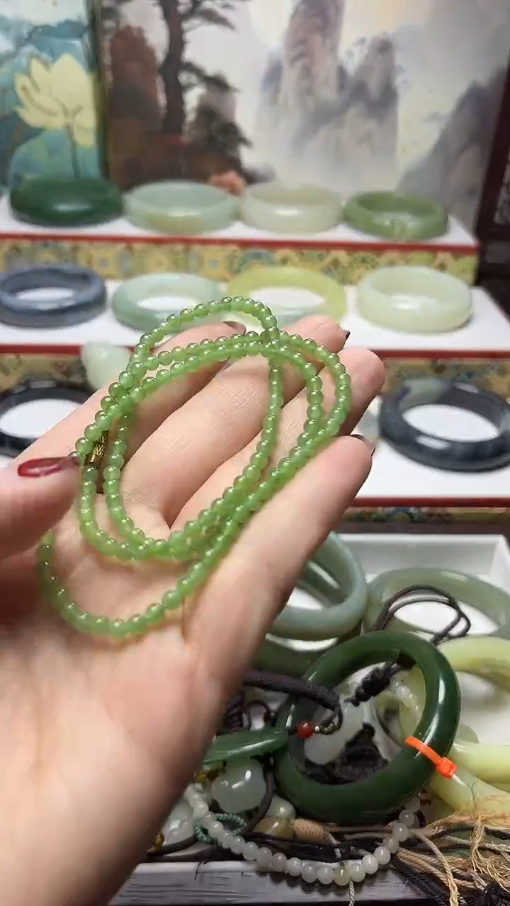 颈饰未镶嵌和田玉（碧玉）俄料碧玉小米链大漏