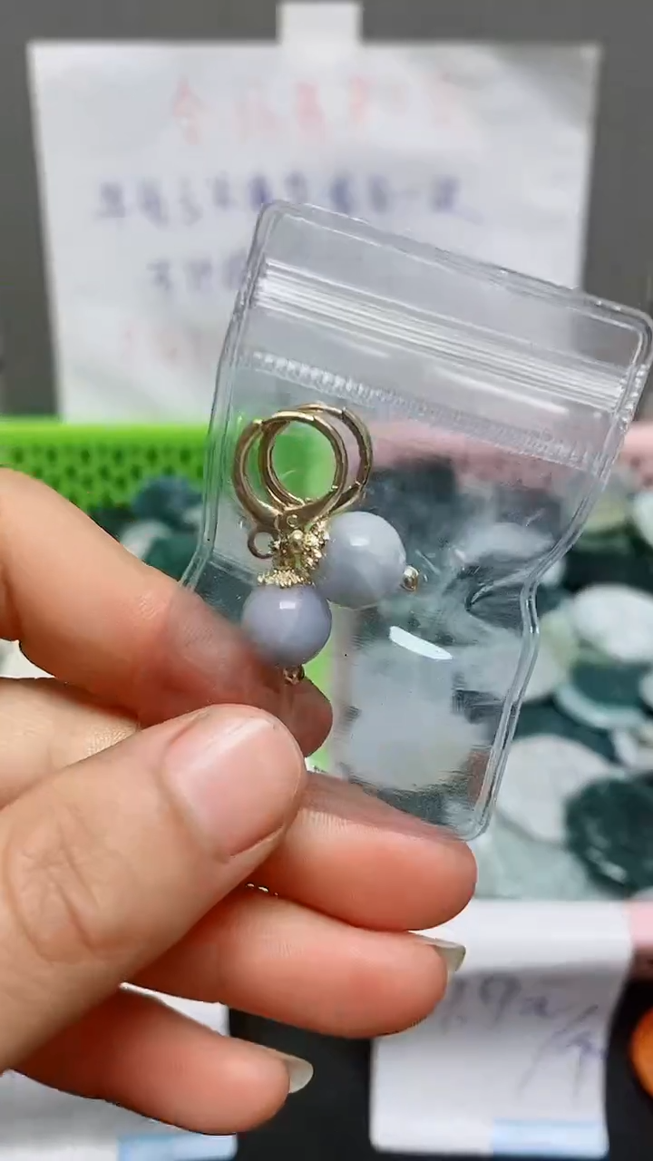 【闪购商品】翡翠颈饰未镶嵌天然翡翠A货