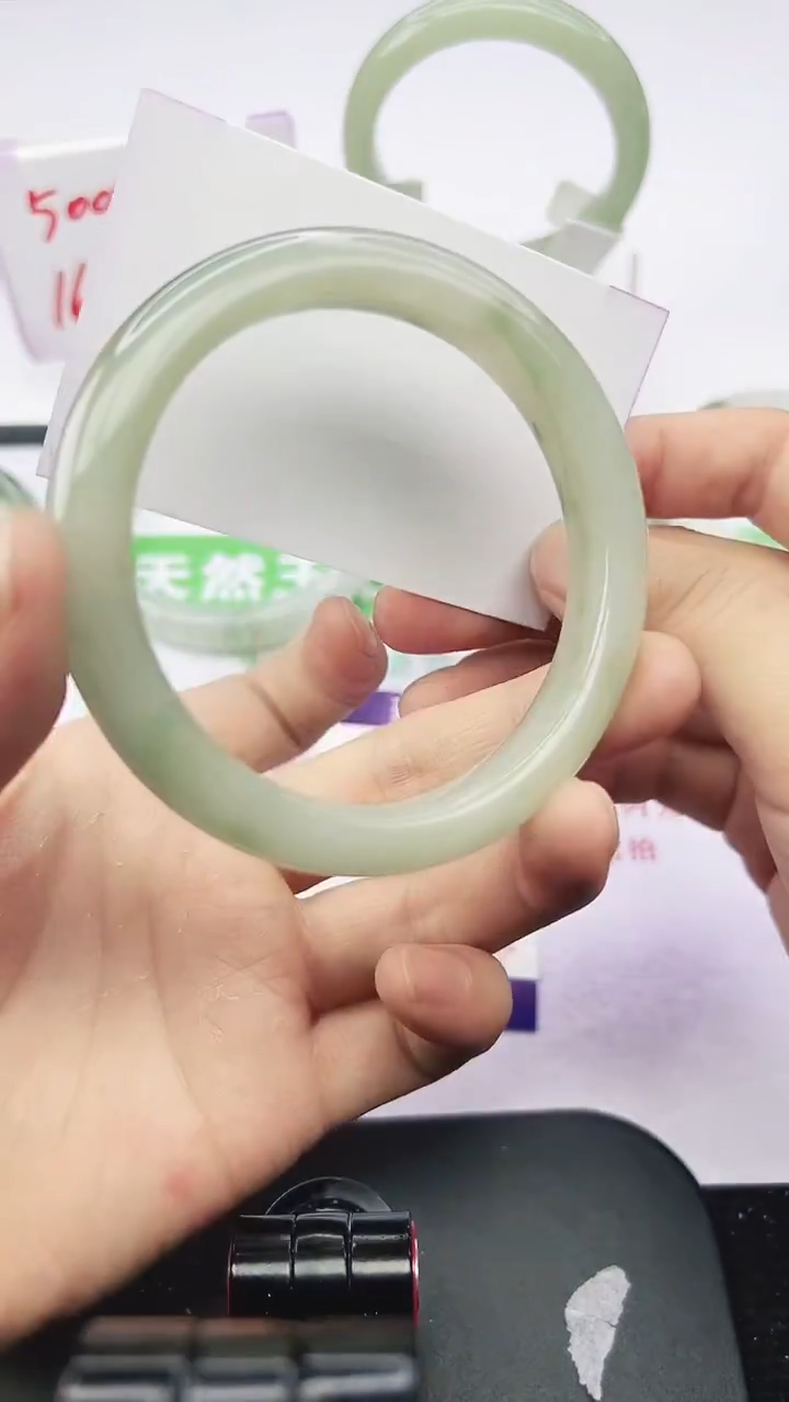 未镶嵌手镯石英质玉33-62/63