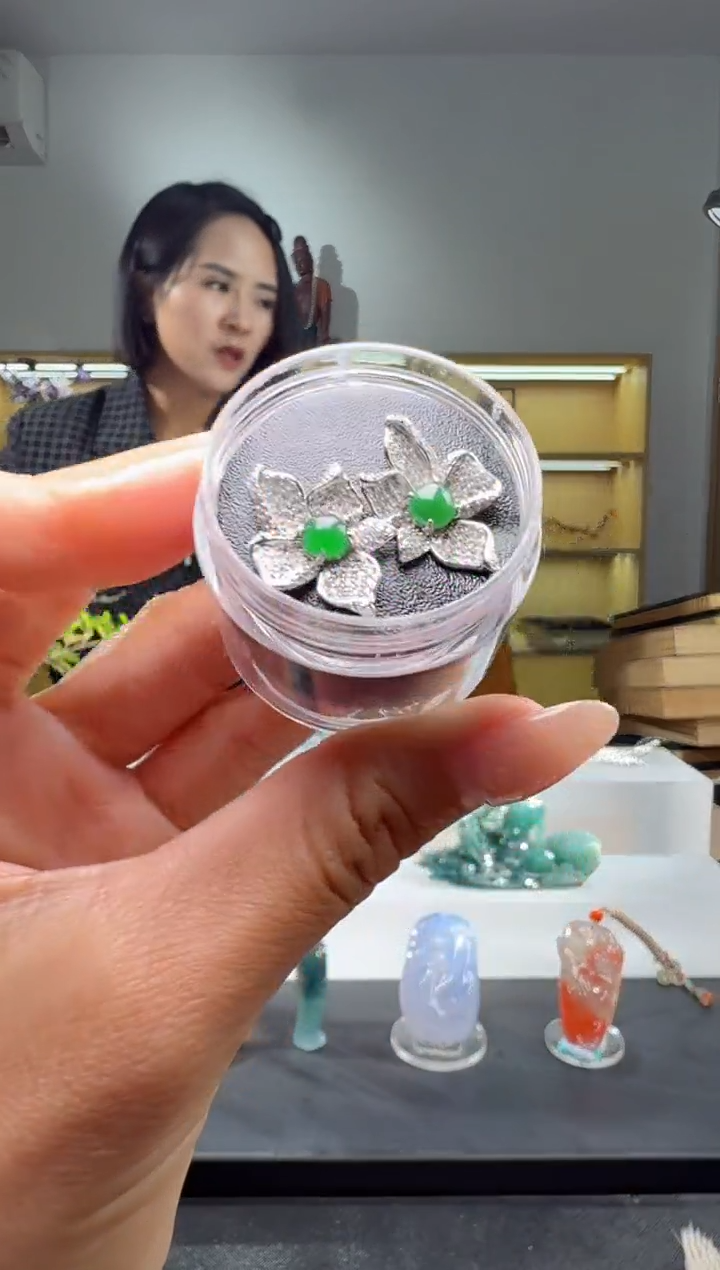未镶嵌翡翠耳饰耳饰（多样性发其一）