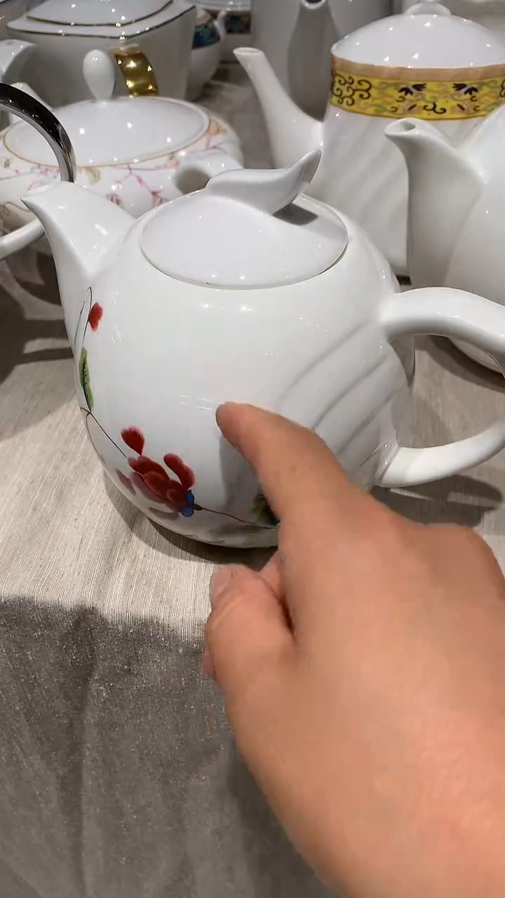 隆达福利款茶壶。
