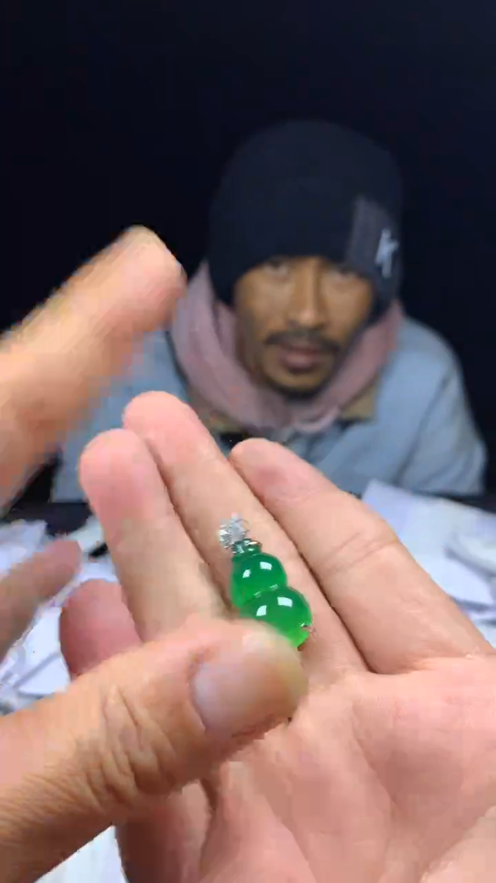 满色吊坠 所见即所得！！