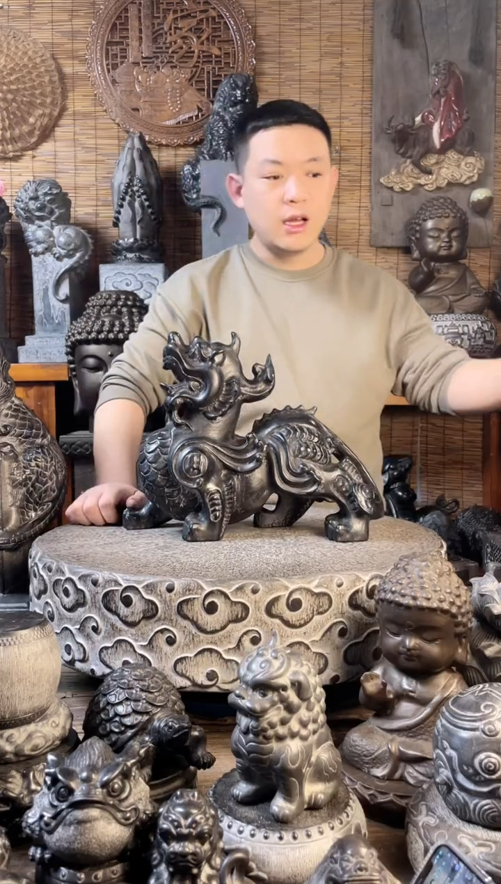 【闪购商品】40飞天貔貅天然青石雕刻