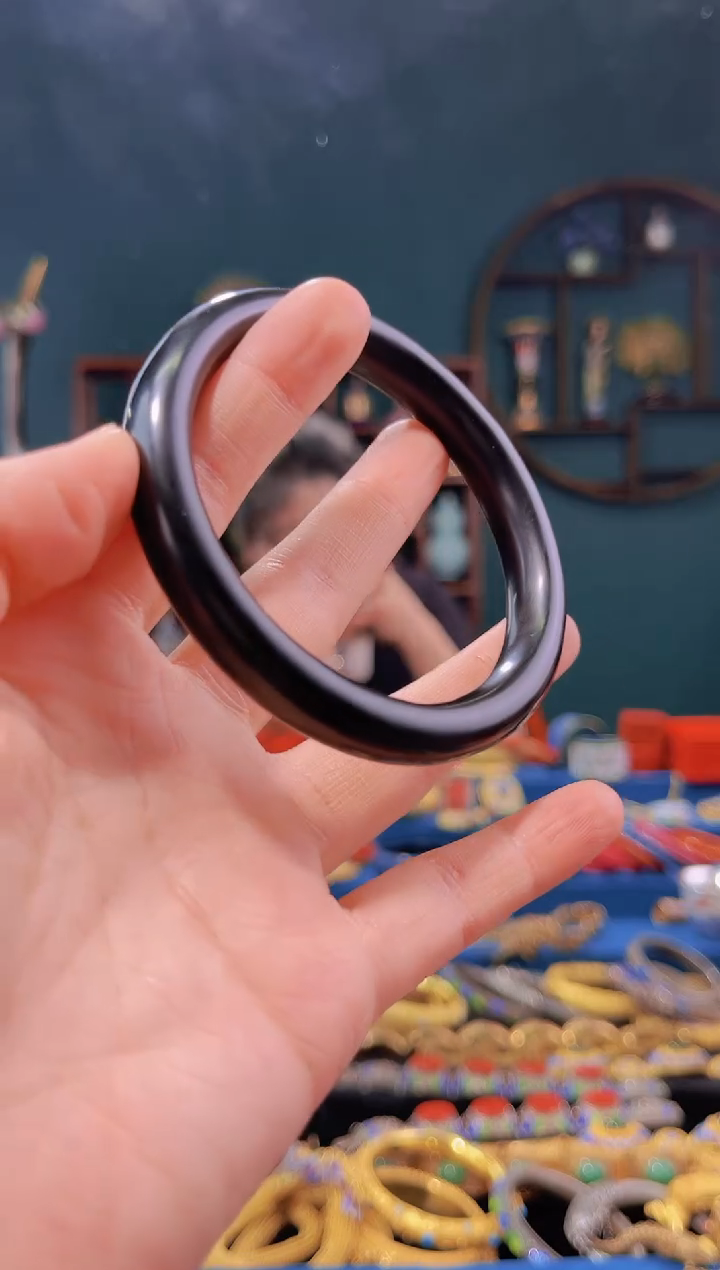 【闪购商品】素漆手镯黑色圈口60